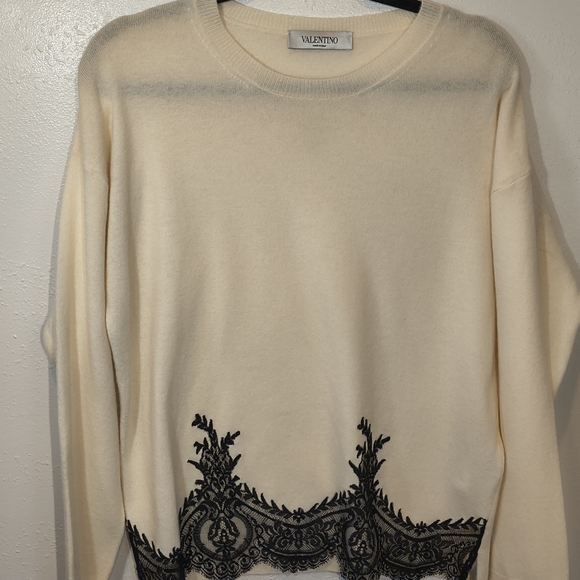 Valentino Beige Long Sleeve Top with Black Lace Wool + Cashmere Size L - Picture 3 of 13